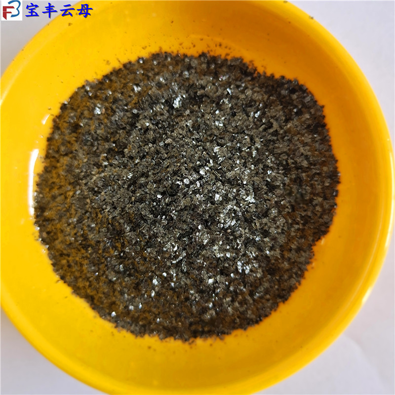 黑云母